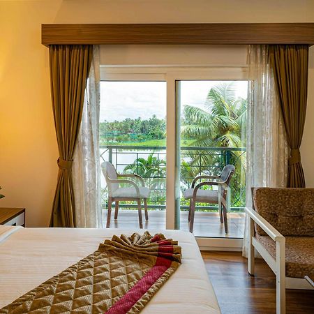 Kumarakom Park Resort Eksteriør billede